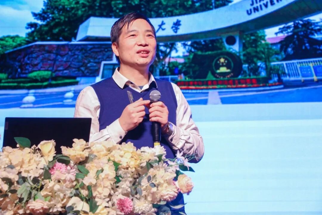 筑梦青春 智选未来 | 西安藤信高级中学高一年级生涯规划及国际升学领航讲座